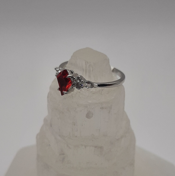 R807 Sterling Silver Wizard of Oz Ring - Fragrant Jewels - Picture 2 of 7